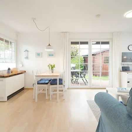 Haeuschen Rita * Lenste