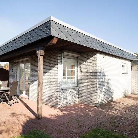 Haeuschen Rita * Lenste