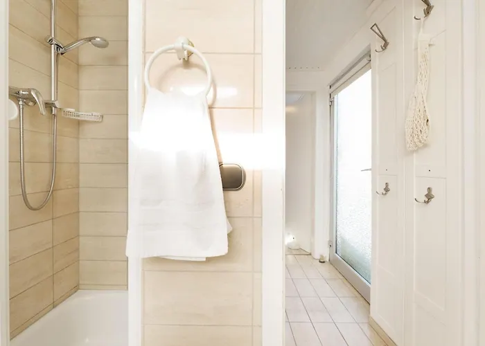 Semesterbostad Haeuschen Rita