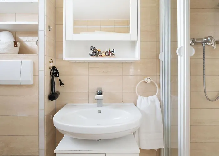 Haeuschen Rita Lenste