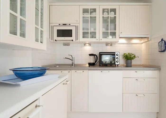 Semesterbostad Haeuschen Rita Lenste