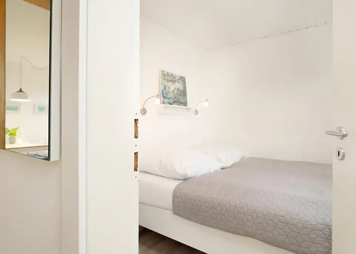 Semesterbostad Haeuschen Rita *